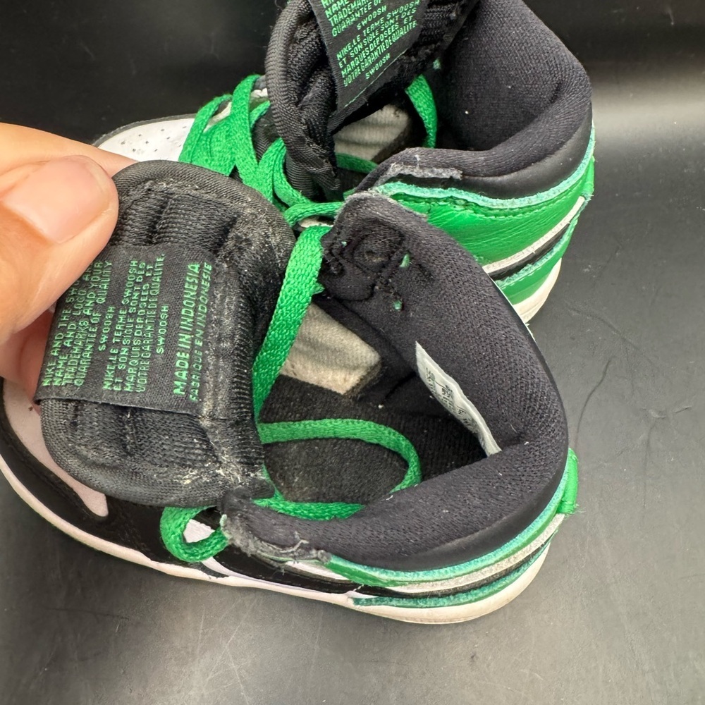 Toddler Nike Air Jordan 1 Retro High OG 'Lucky Green' Sneakers Sz 6C  FD1413-031 - Picture 9 of 15